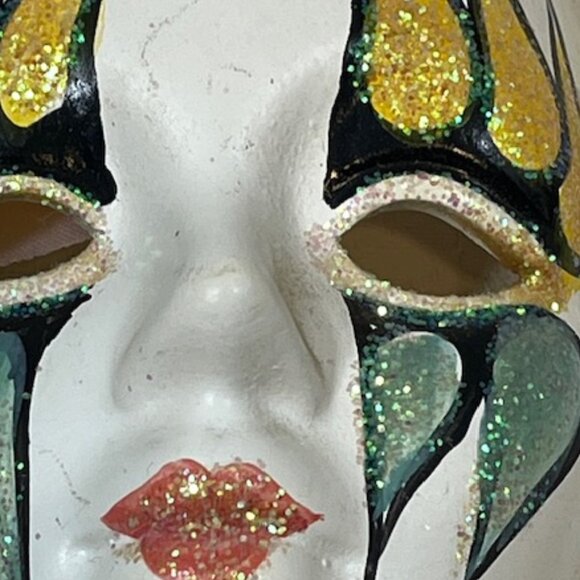 Wall Decor Ceramic Mini Mardi Gras Mask Hand Painted Glitter 3"x4" - Picture 11 of 13